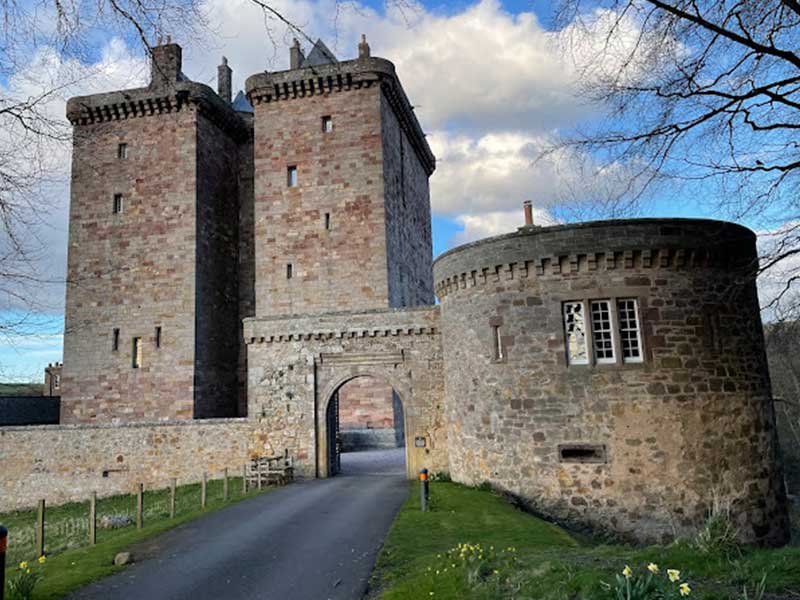 Borthwick-Castle,-Midlothian Borthwick-Castle, Midlothian, Haunted Hotels Scotland