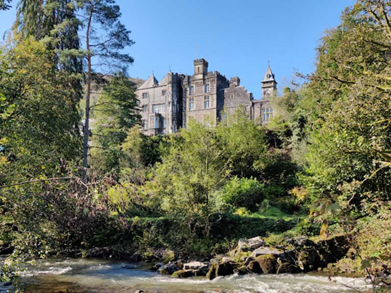 Craig-Y-Nos-Castle,-Brecon-Beacons Craig-Y-Nos-Castle, Brecon-Beacons, Haunted Hotels Wales