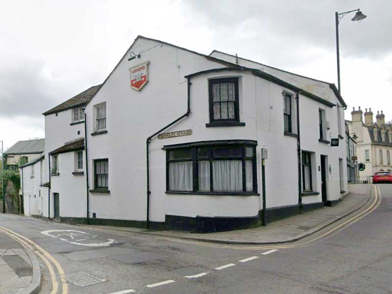 ThE-hanbury-Arms-Hotel,-Pontypool The Hanbury Arms Hotel,Pontypool, Haunted Hotel